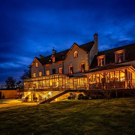 Domaine De Rymska & Spa - Relais & Chateaux Saint-Jean-de-Trézy エクステリア 写真