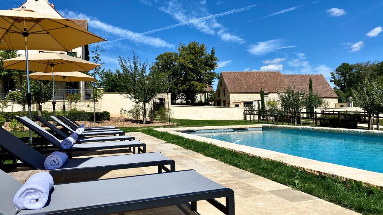 Domaine De Rymska & Spa - Relais & Chateaux Saint-Jean-de-Trézy エクステリア 写真