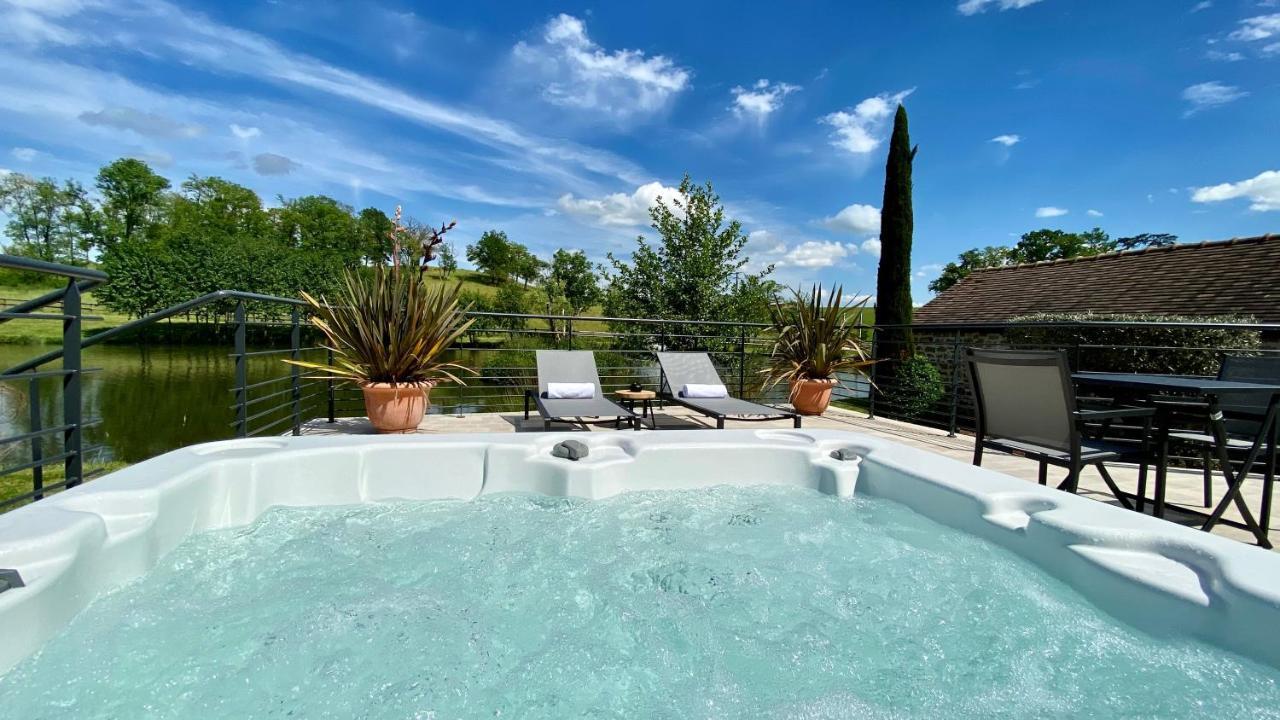 Domaine De Rymska & Spa - Relais & Chateaux Saint-Jean-de-Trézy エクステリア 写真