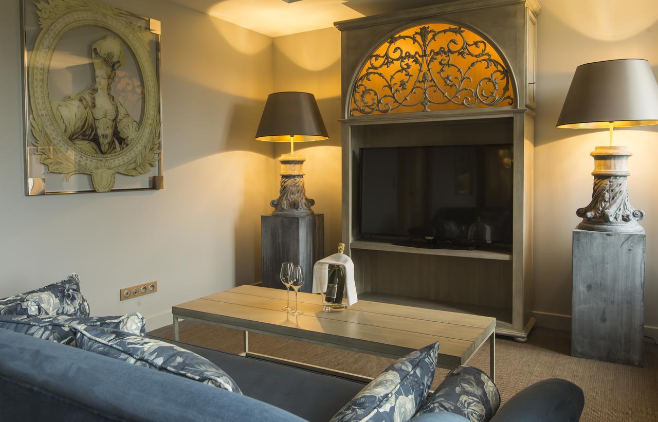 Domaine De Rymska & Spa - Relais & Chateaux Saint-Jean-de-Trézy エクステリア 写真