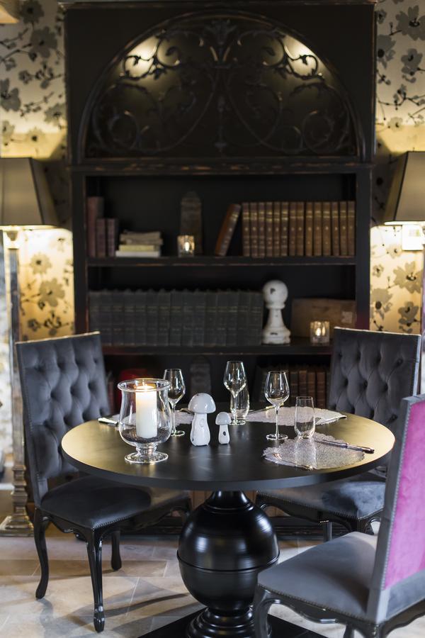 Domaine De Rymska & Spa - Relais & Chateaux Saint-Jean-de-Trézy エクステリア 写真