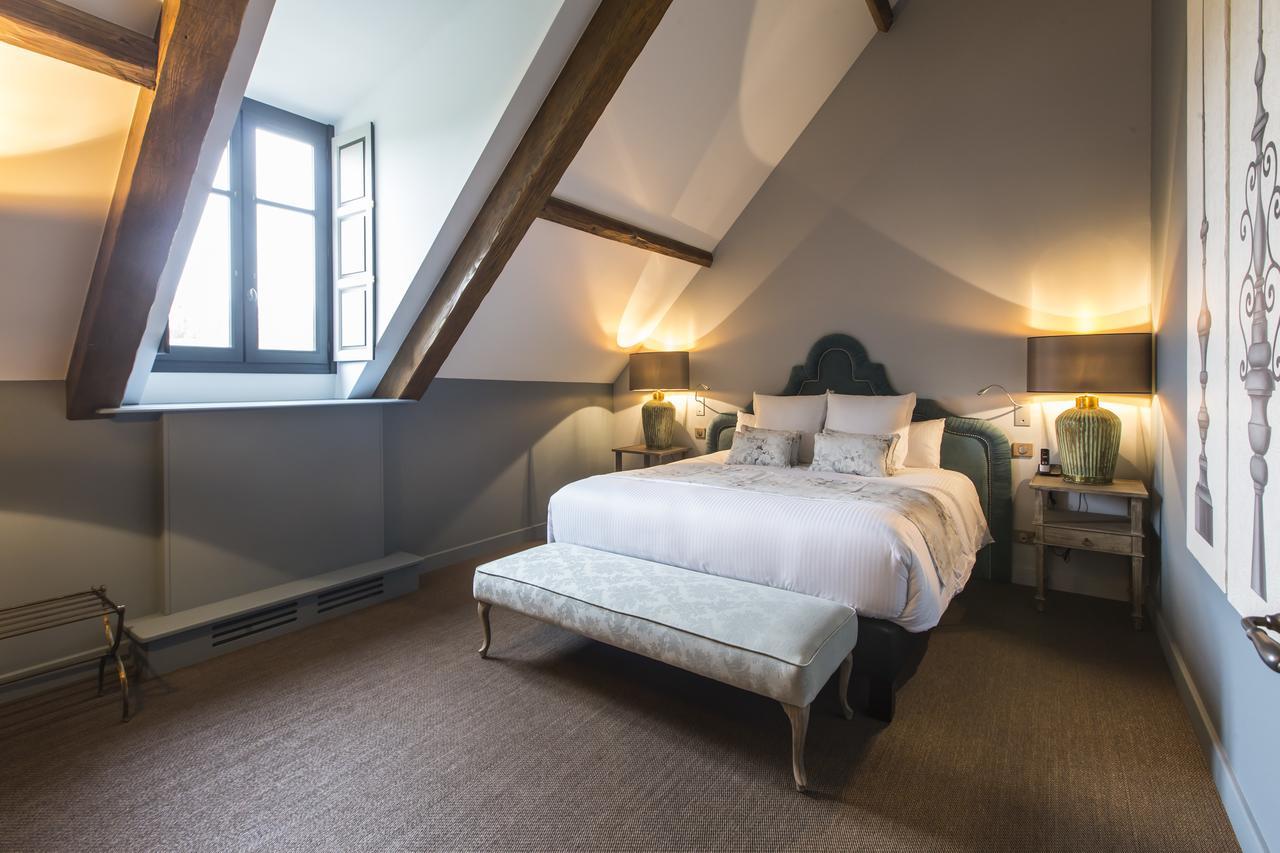 Domaine De Rymska & Spa - Relais & Chateaux Saint-Jean-de-Trézy エクステリア 写真