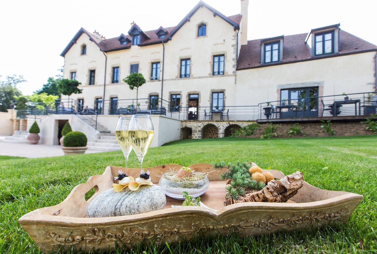 Domaine De Rymska & Spa - Relais & Chateaux Saint-Jean-de-Trézy エクステリア 写真